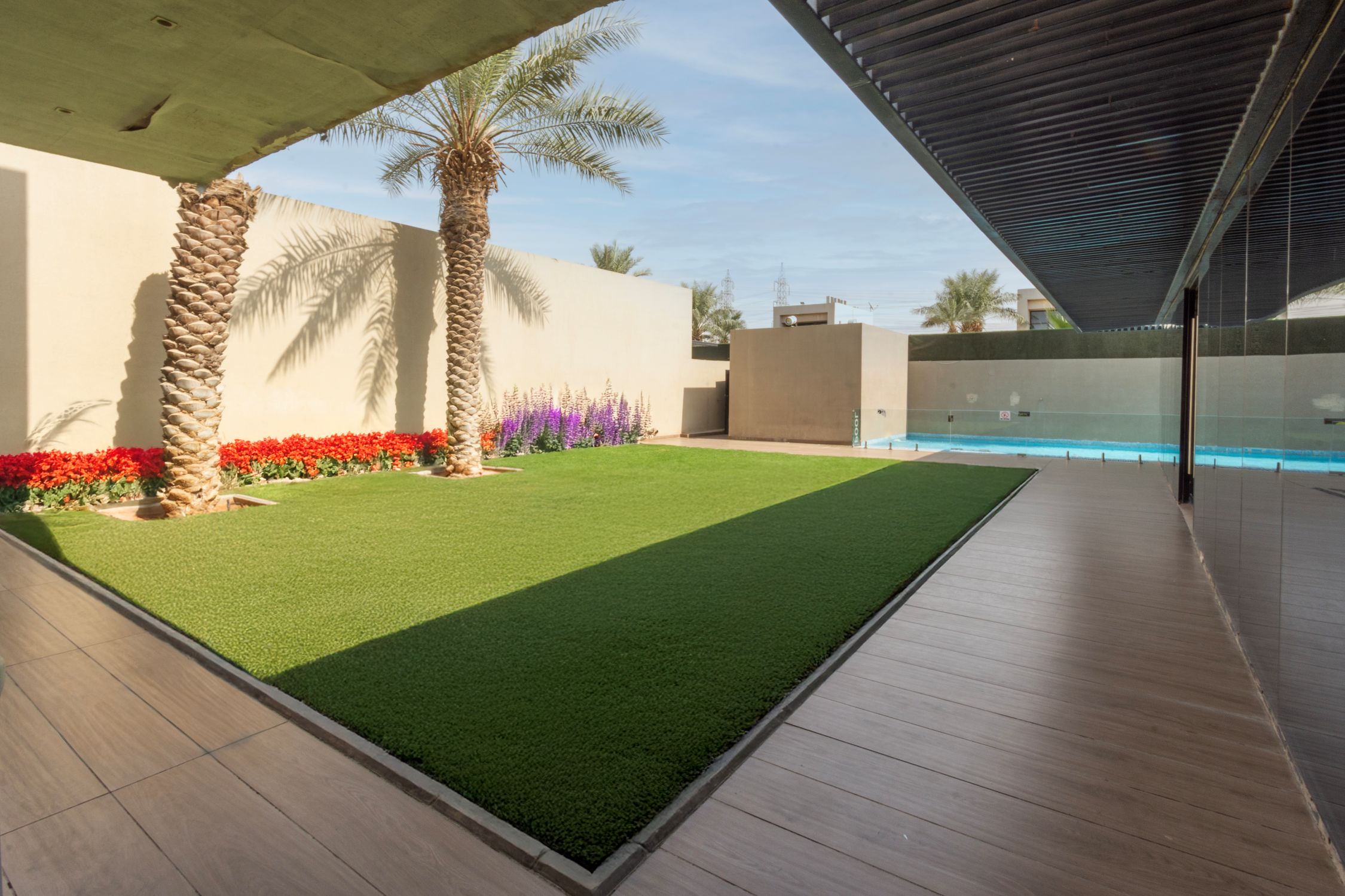 المنتجعات الأولى